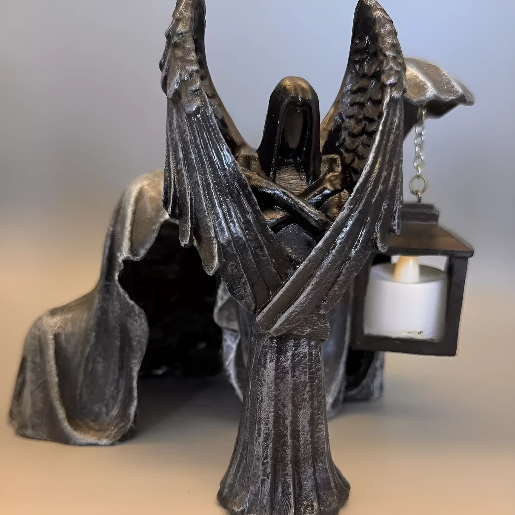 Dark Angel resin statue ornament measuring 6.5 by 5 by 17 centimetres