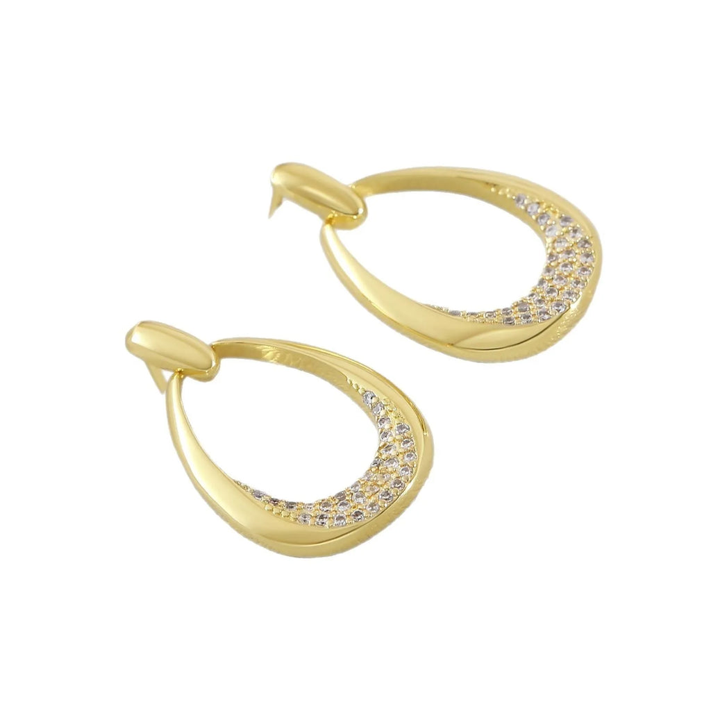 Yellow gold geometric drop earrings for women with zircon details, measuring 2.6cm by 1.7cm.