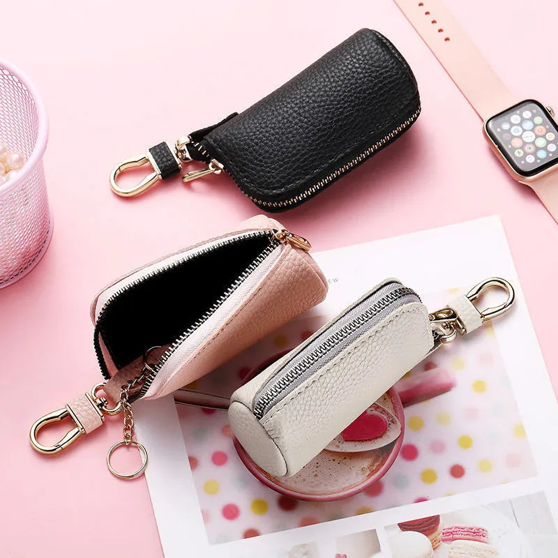 Men's simple key ring case in black waterproof PU material with key ring attachment