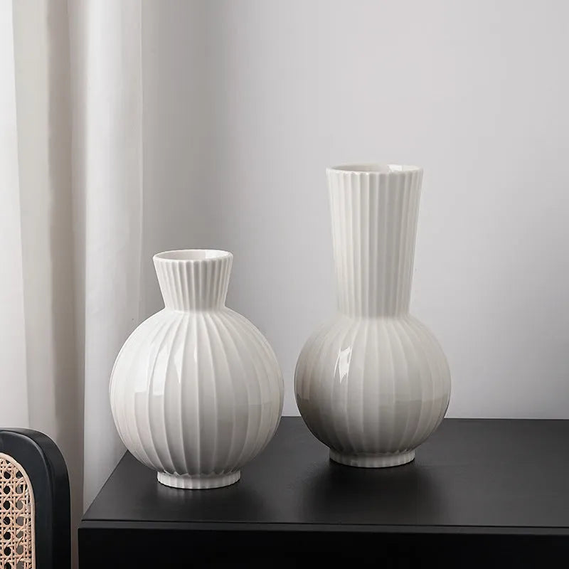 White ceramic ball striped vase with American country style decoration for living room table display