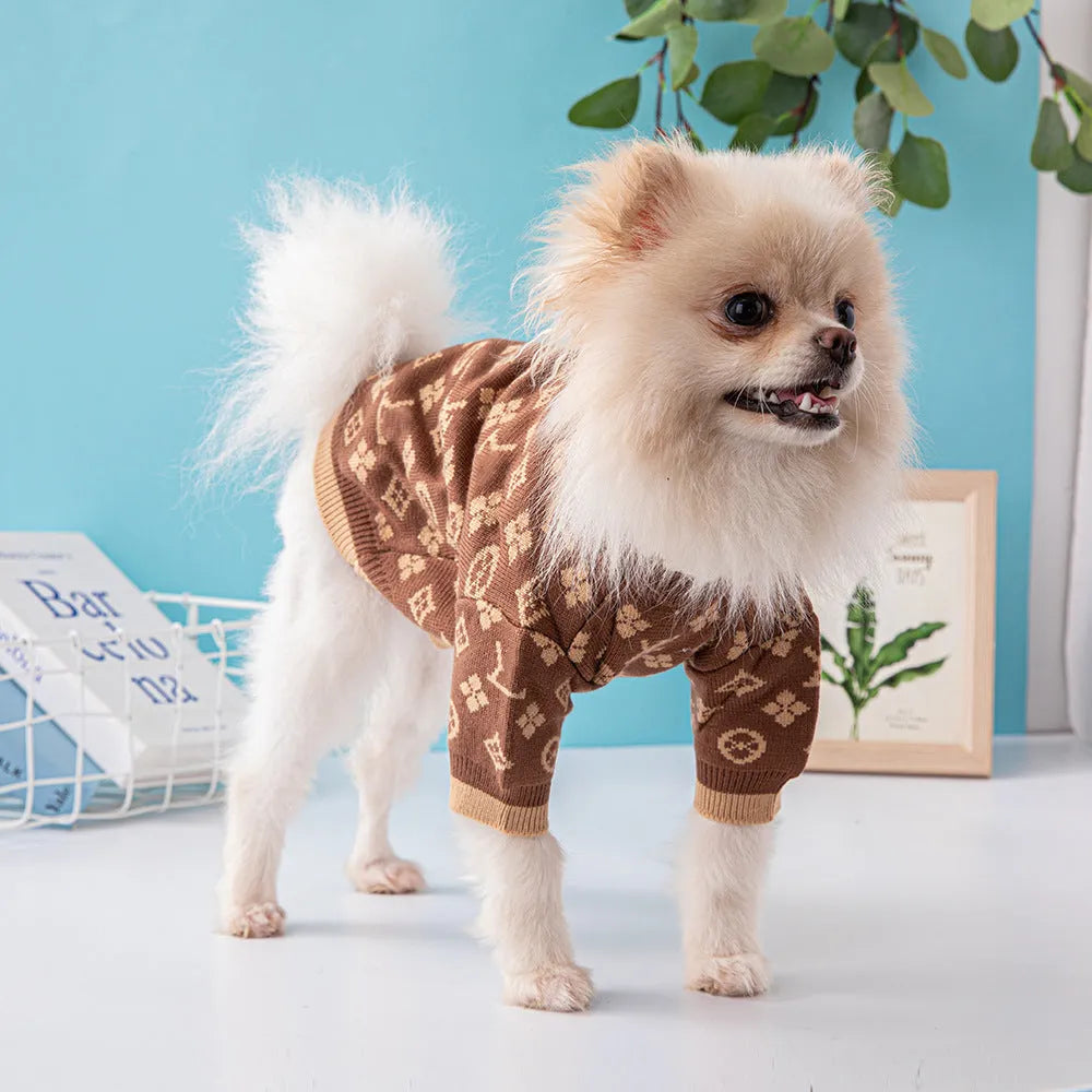 Wool dog sweater in European American style for autumn and winter wear