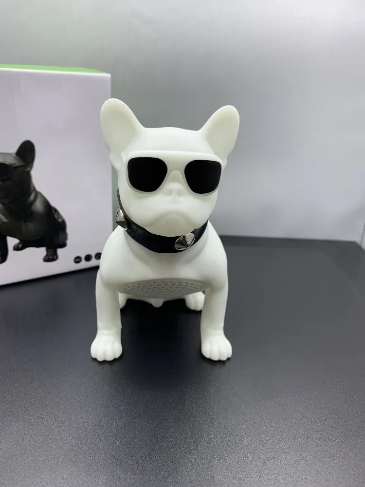 Mini bulldog-shaped Bluetooth speaker in black colour showing front design detail