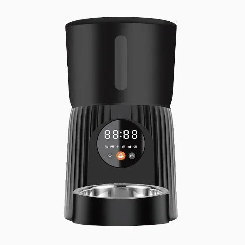 Intelligent pet feeder with automatic timing and remote control in black or white colour