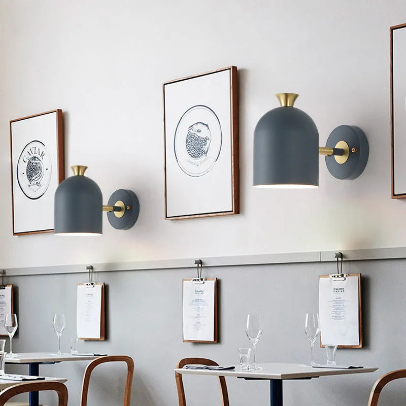 Single-head aluminium wall lamp in a choice of yellow, green, blue, or pink colours