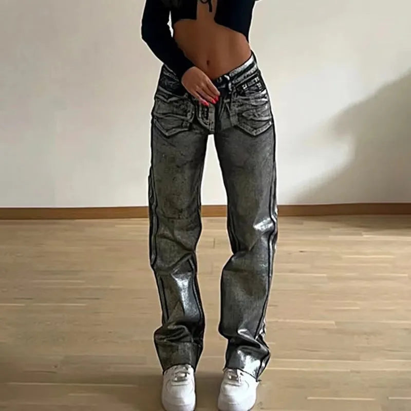 Straight leg high waist jeans in blue denim with contrast colour street hipster styling