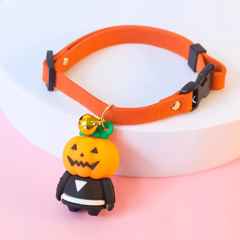 Halloween pet collar with luminous glow-in-the-dark pumpkin man pattern, adjustable size for dogs and cats