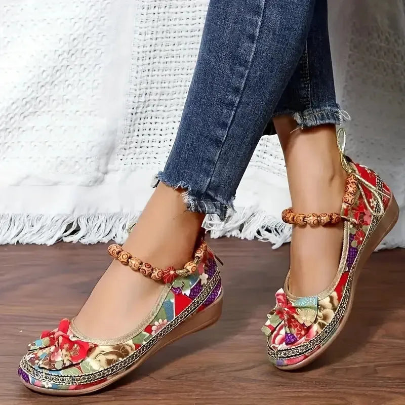 Women's plus size ethnic platform sandals with elastic band fastening and cloth upper