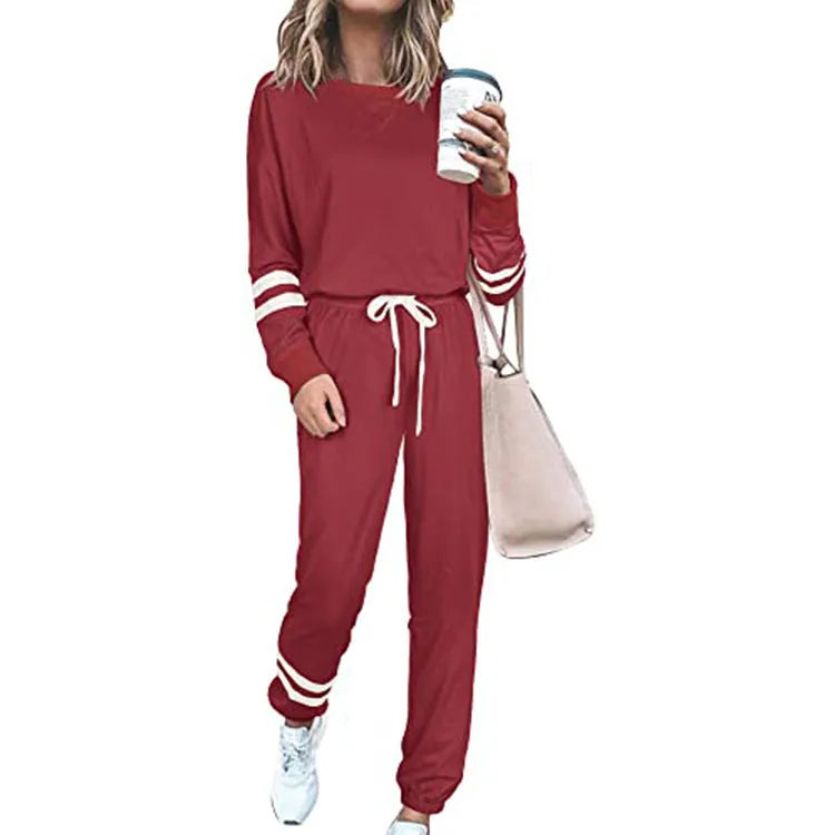 Women's plus size loose-fitting casual suit co-ord in solid colour with half sleeve top and pants