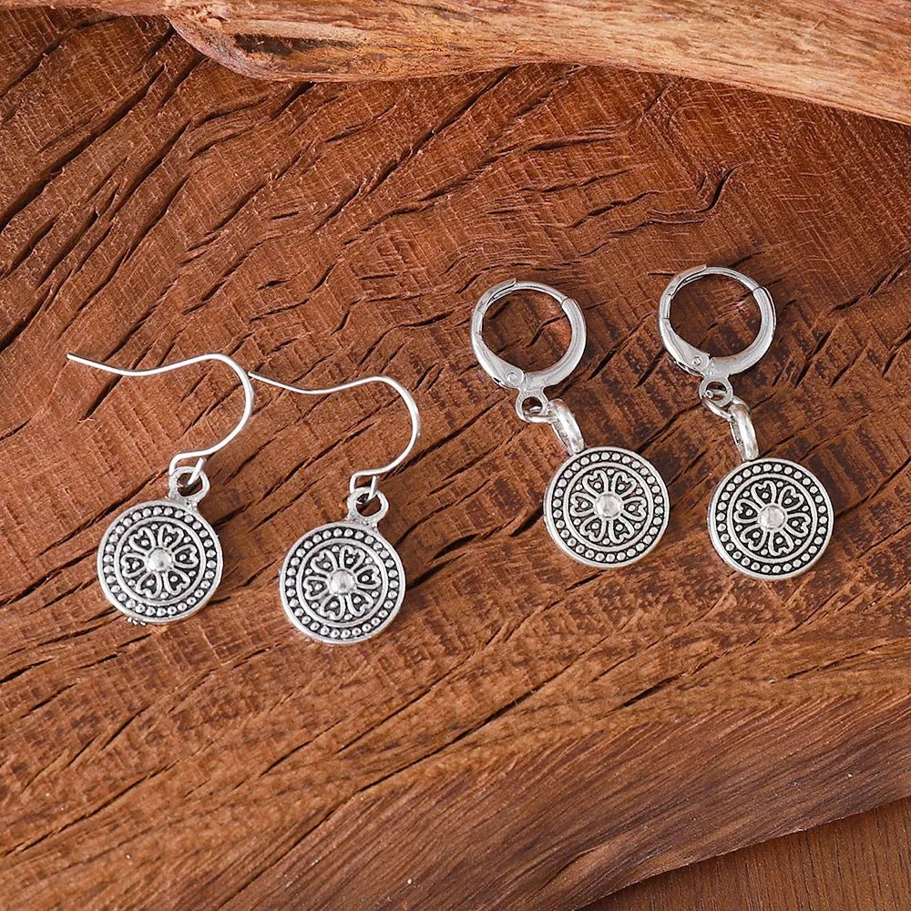 Round geometric retro earrings with distressed bohemian ethnic style in electroplated zinc alloy