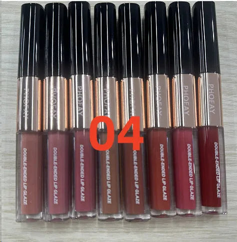 C-L021 double-head lip gloss with pointed tip and blending sponge in matte finish