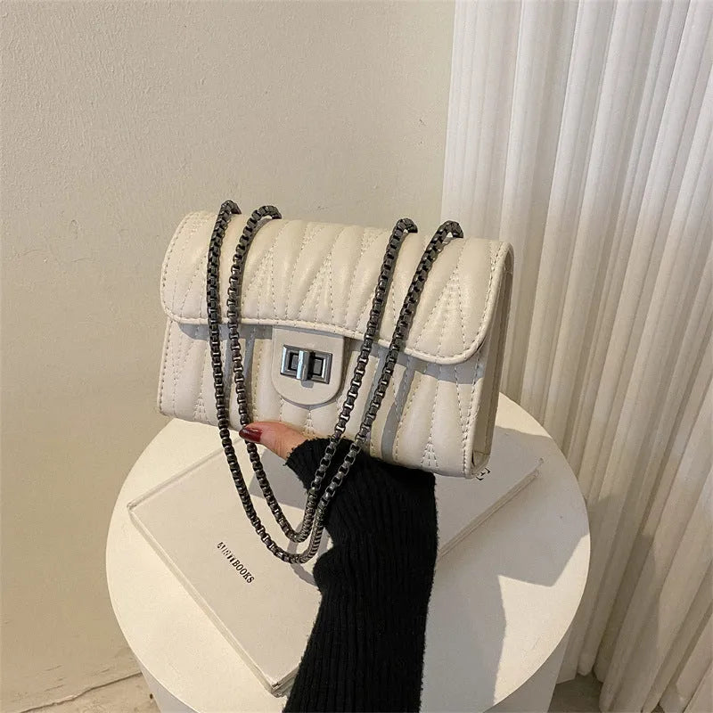 Retro textured diamond pattern women's small shoulder bag in PU leather, horizontal square shape 21x14x7cm