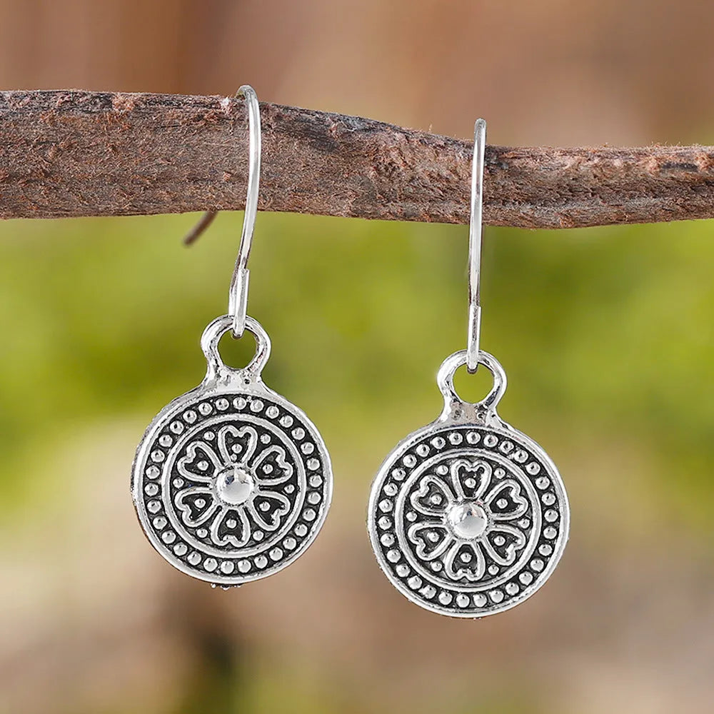 Round geometric retro earrings with distressed bohemian ethnic style in electroplated zinc alloy