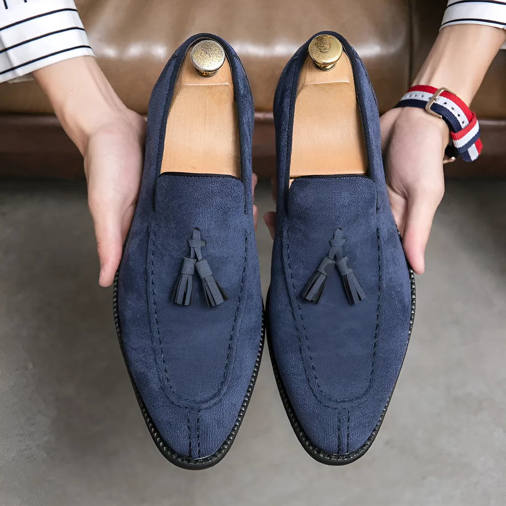 Men's suede matte fashion leather shoes in blue with flat heel and low tube design