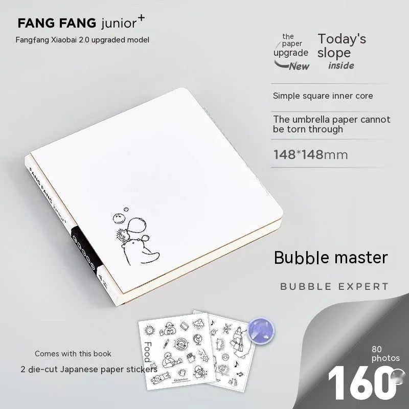 Square checkered diary notebook with 100 pages measuring 148x148mm