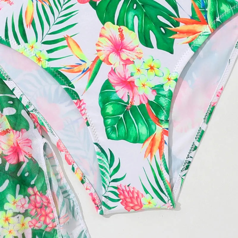 Girls' two-piece floral swimsuit in polyester fabric for swimming