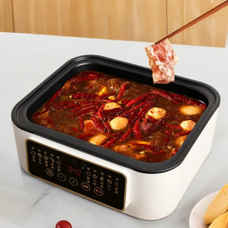 Electric kitchen steamer appliance with stainless steel steaming rack and digital display