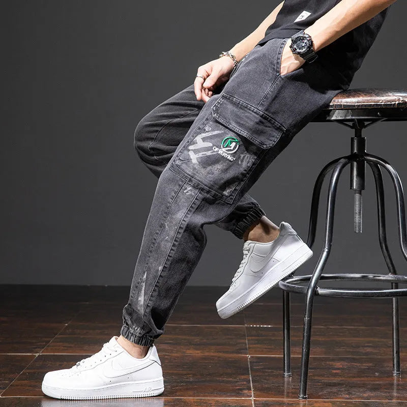 Men's Korean style cargo jeans in straight leg cut with micro elasticity cotton fabric