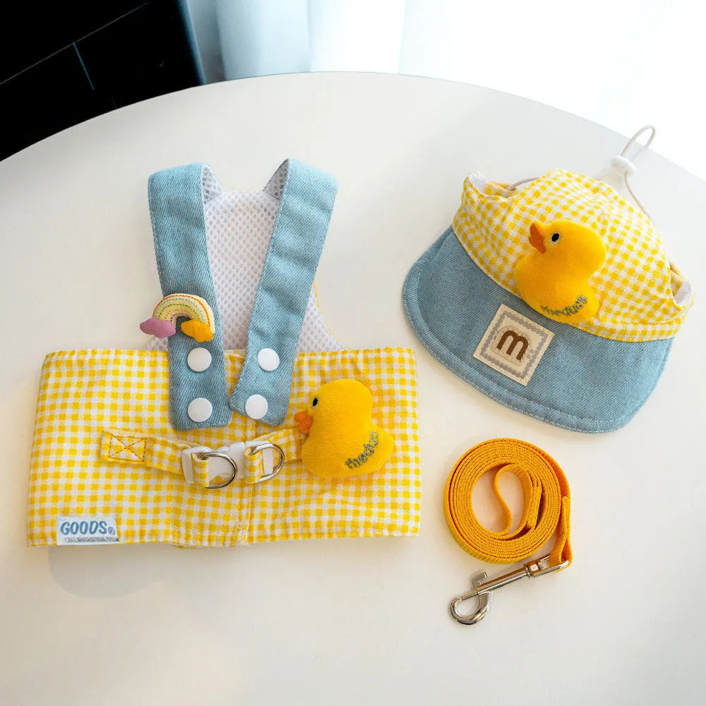 Pet clothing set with cat hat, wire rope pulling rope, and dog harness leash in various sizes