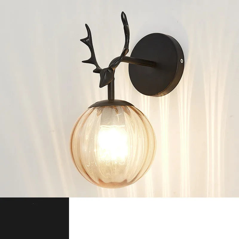 Nordic glass wall lamp with E27 holder in golden or black finish