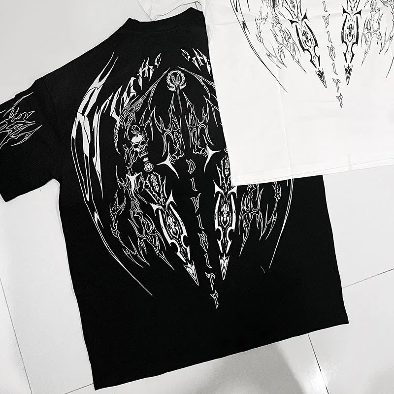 Dark style plus size women's cotton short sleeve t-shirt with loose fit and gilding craft detail