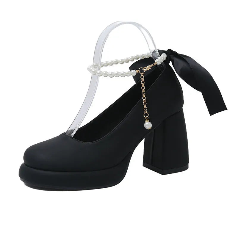 Women's beige Mary Jane shoes with chunky heels and ankle-strap buckle fastening, round toe shape