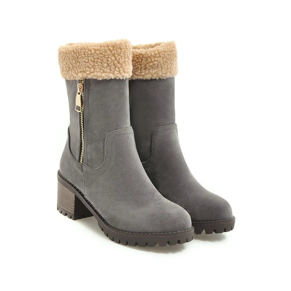 Women's snow boots with rubber insole and plush lining in winter colours