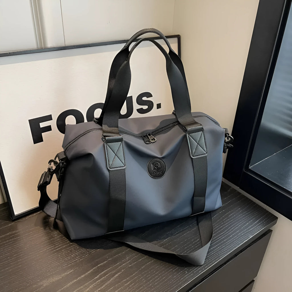 36-55 litre Oxford cloth travel bag in solid colour with dry-wet separation compartments