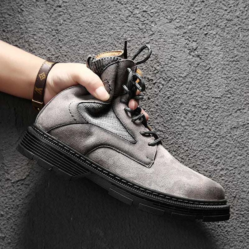Men's vintage Martin boots in black, grey or sand colour with round toe and low thick heel