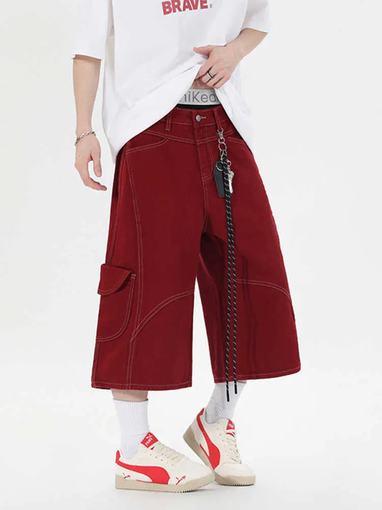 Retro denim workwear shorts with wide leg design and multiple pockets in black colour