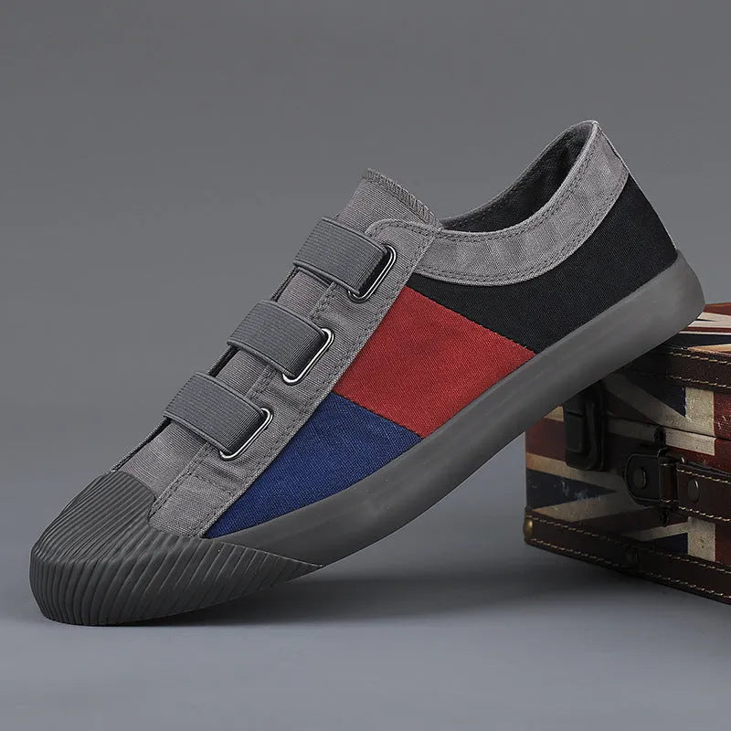 Men's low-top canvas sneakers with elastic band closure in neutral colour options