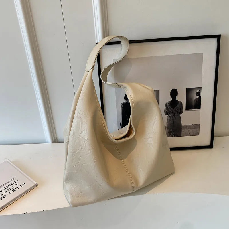 Soft PU leather casual shoulder bag with sandwich pocket in choice of five colours