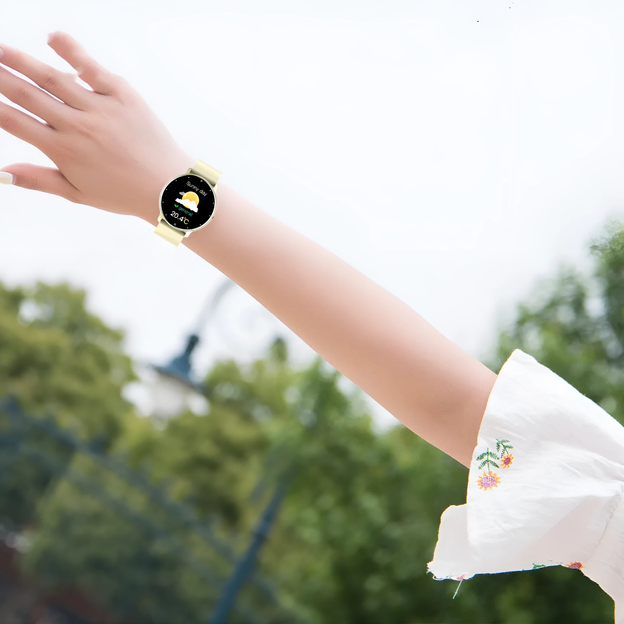 Unisex smart watch with blood pressure and oxygen detection on display