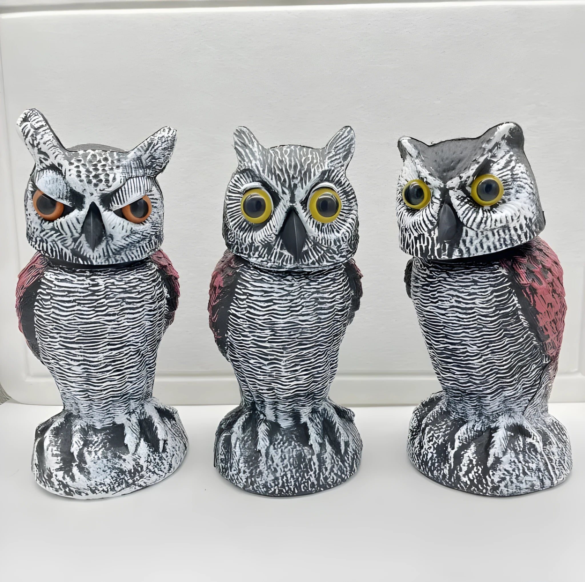 Artificial owl bait ornament with shaking head design for outdoor bird deterrent