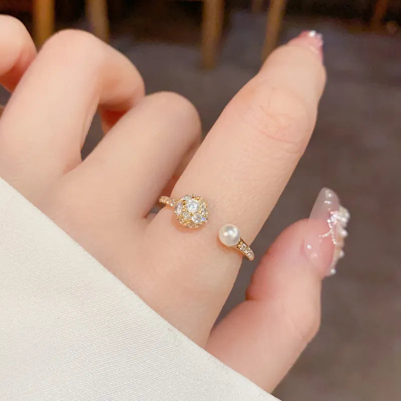 Women's round zircon open-end ring in gold or silver colour with real gold plating