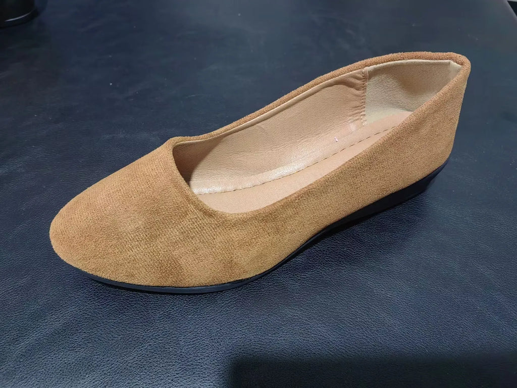 Women's suede wedge pumps with pointed toe and low rubber heel in various colours