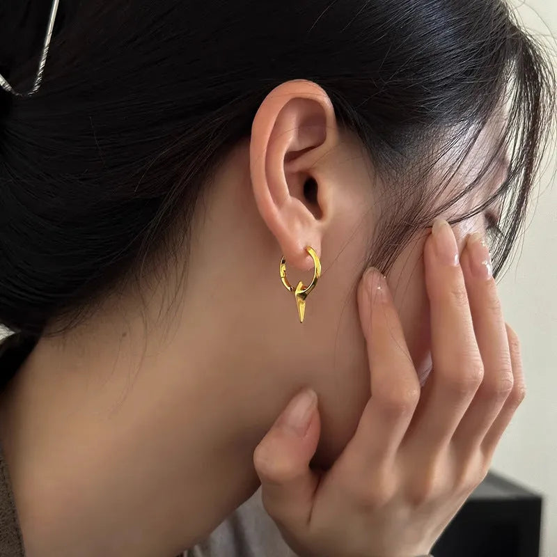 Women's geometric star ear clips with platinum electroplating and clip-on design