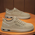 Men's low-top casual shoes in black colour with round toe and rubber soles