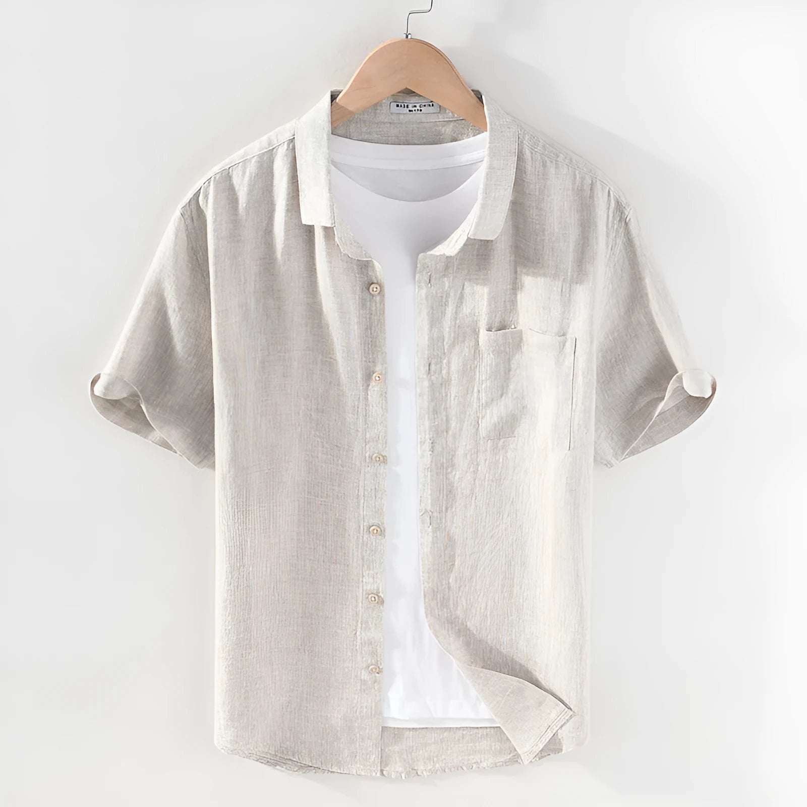 Men's linen casual shirt with square collar and short sleeves in raw jute colour
