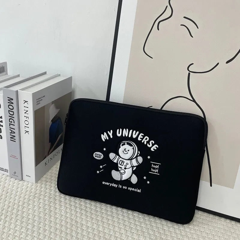 Embroidered animal design laptop sleeve in polyester with puppy pattern for 13-15 inch laptops