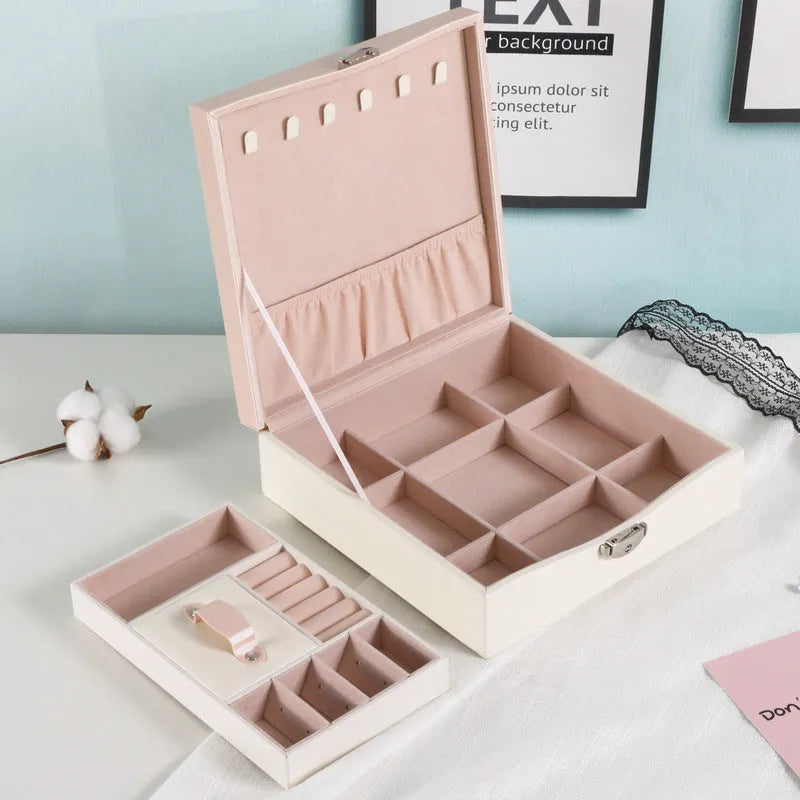 Minimalist red and white jewellery storage box for necklaces and rings