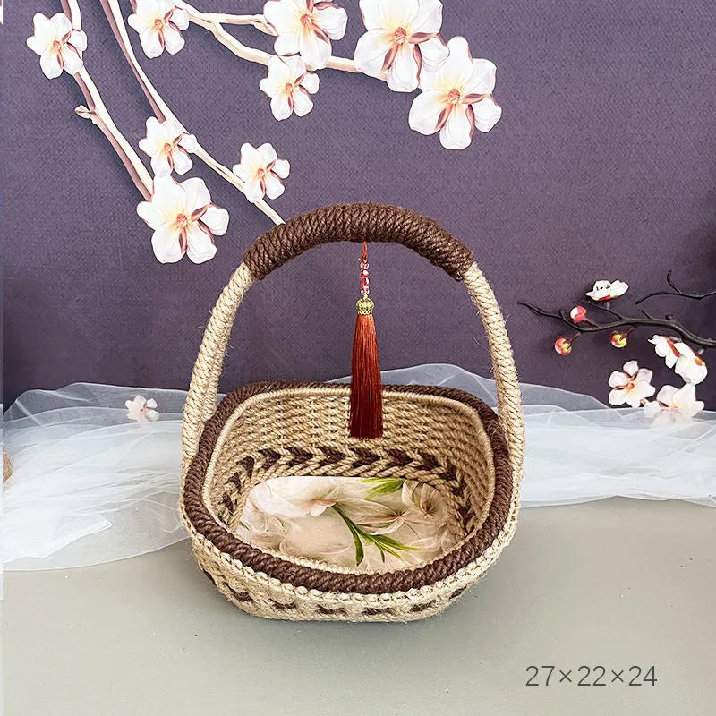 Hand-woven straw basket made from hemp rope, measuring 19cm tall and 12cm wide.