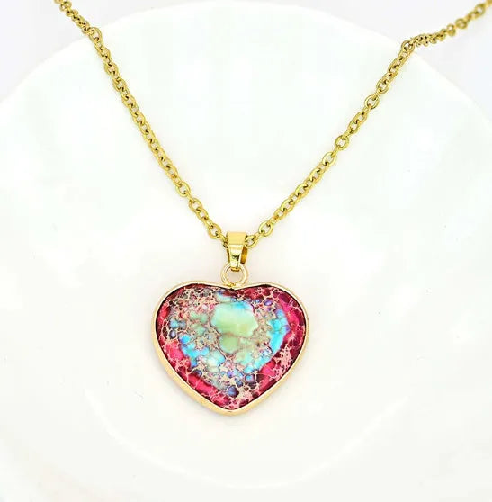 Natural stone heart-shaped pendant necklace in red and blue colours