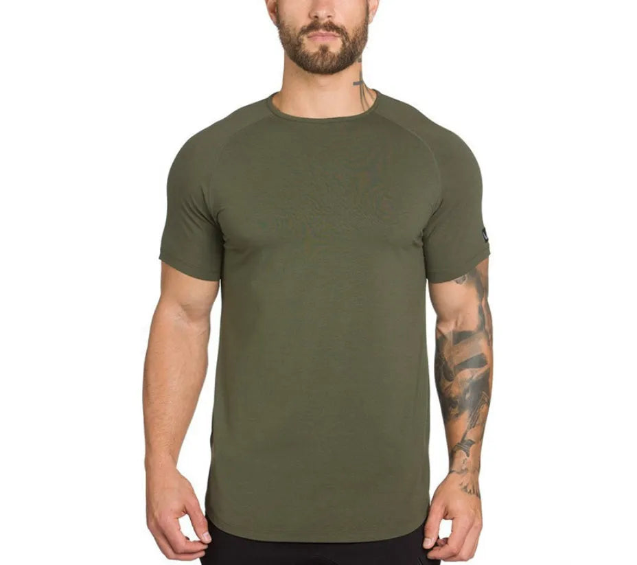 Men's plain gym shirt in cotton-spandex blend available in army green, black, and white colours with size options