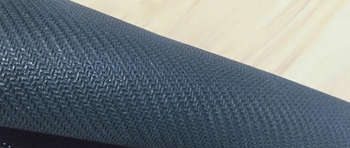Large computer desk pad mouse mat with patterned surface and natural rubber non-slip base