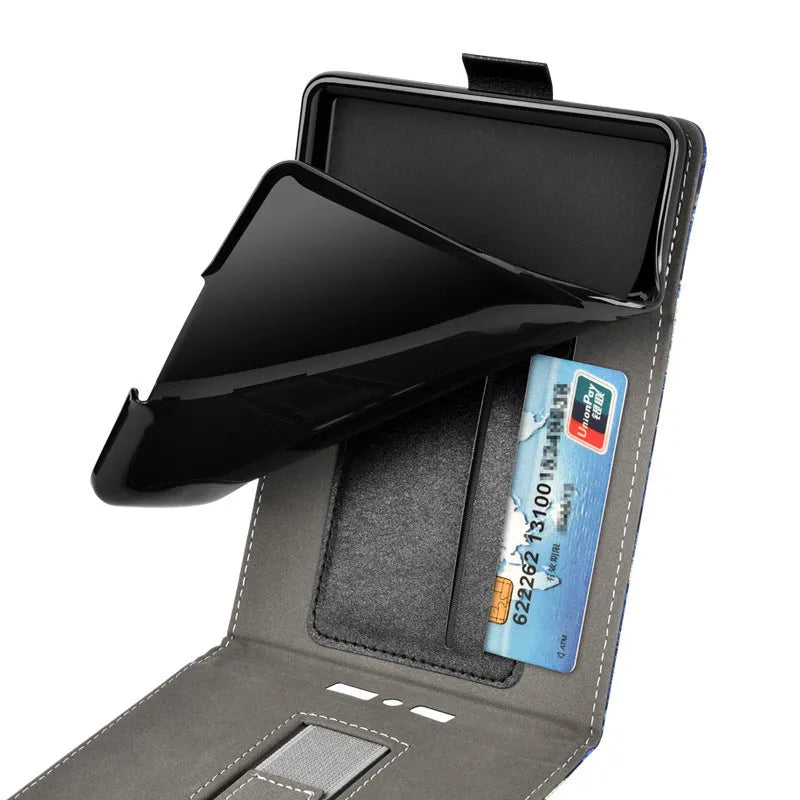 Kindle protective case with bracket handle in TPU material showing embossed design options