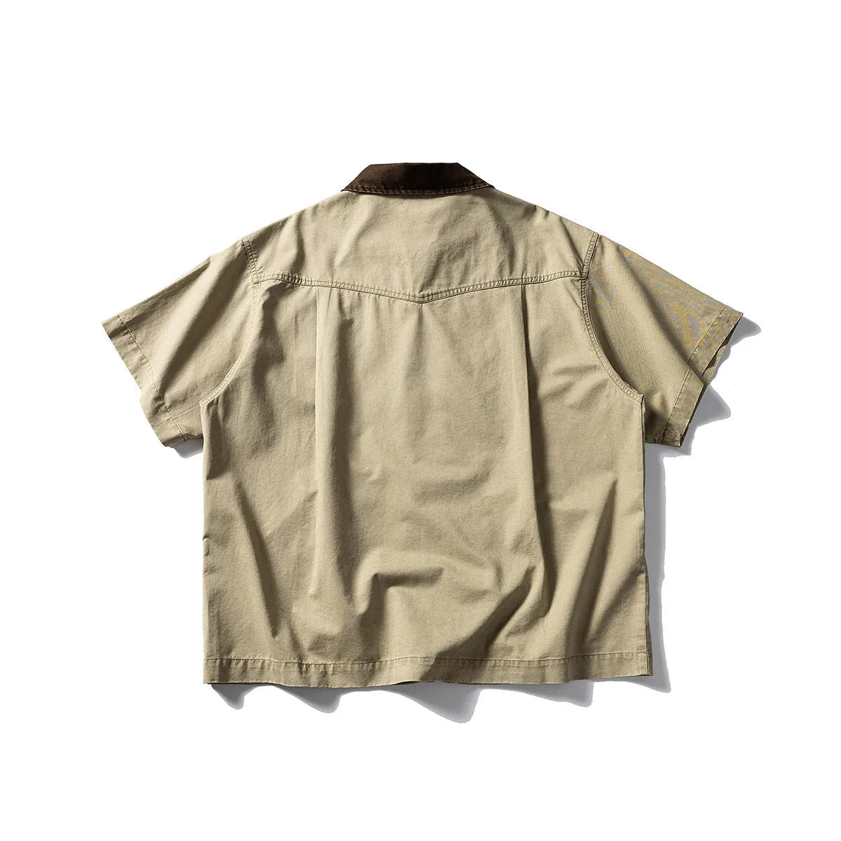 Men's khaki washed cotton overalls shirt with short sleeves in loose cardigan style