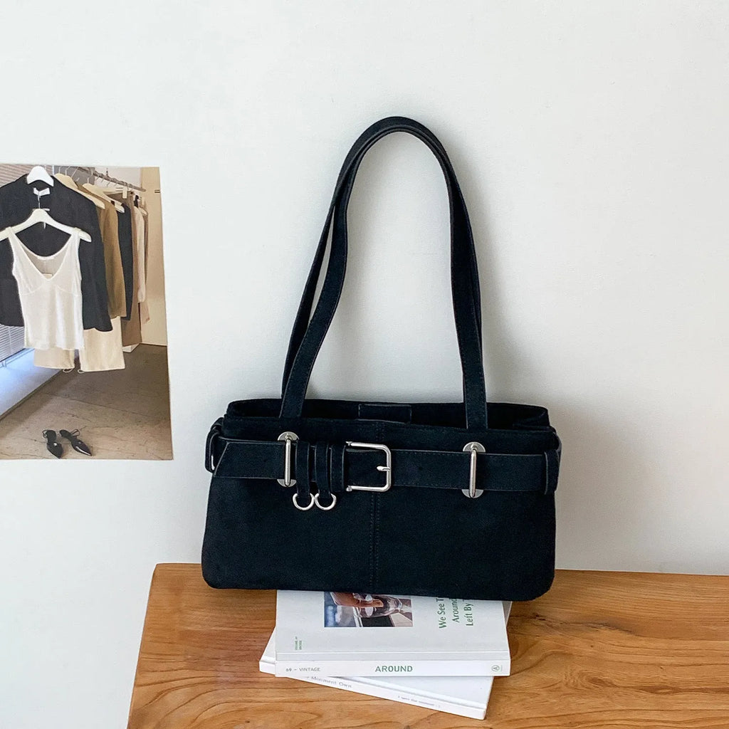 Retro polyester underarm bag in horizontal square shape with sewing thread and lock detail, available in multiple autumn colours