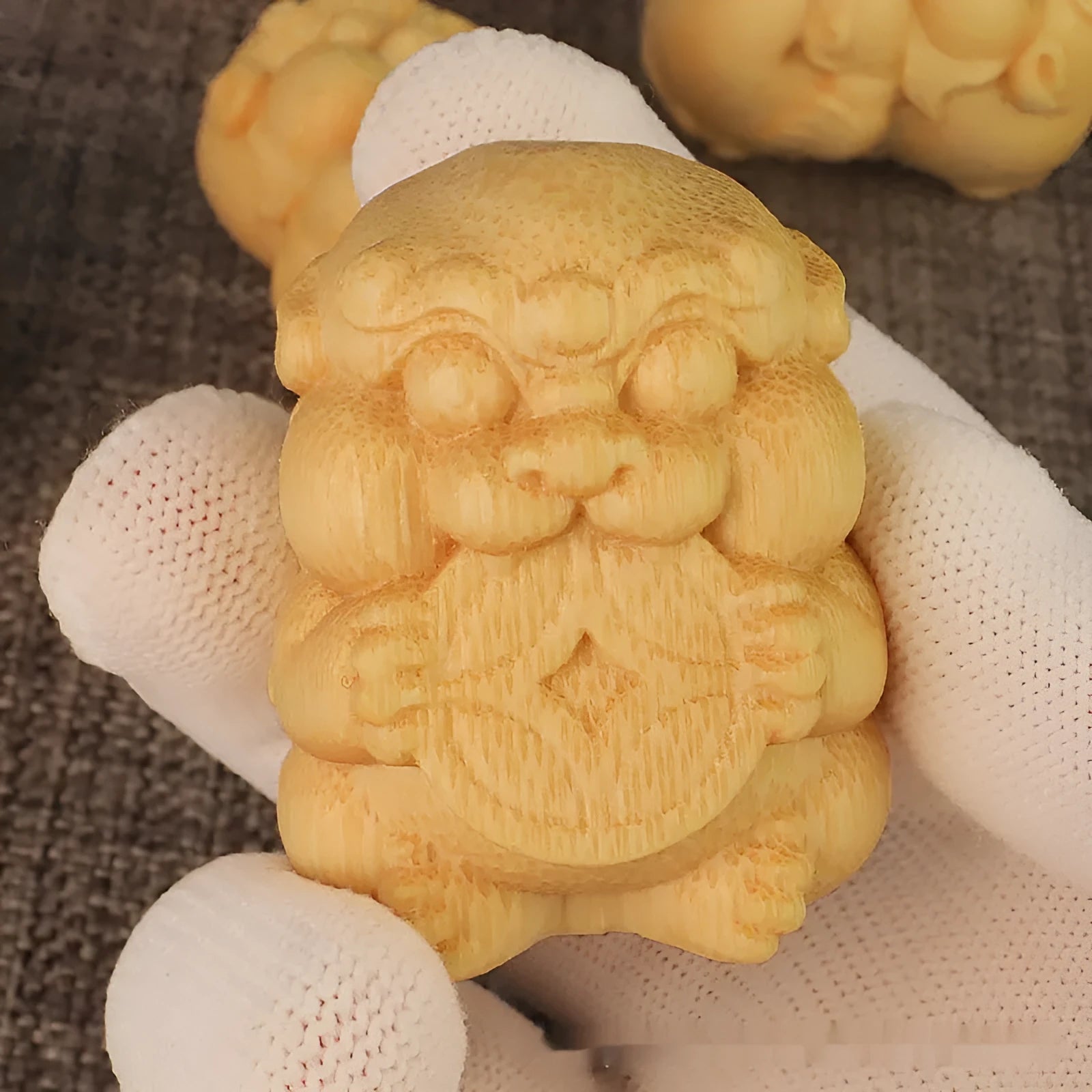 Solid bamboo hand-carved ornament with Money Frog design, 4.5cm high.