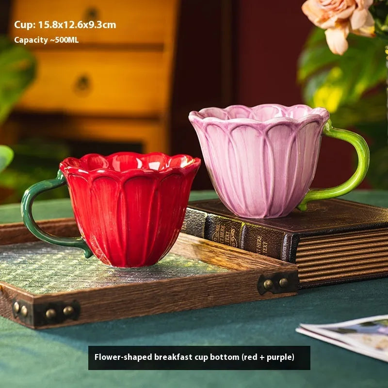 Ceramic breakfast cup with floral pattern in 500ml capacity, red and purple colour options