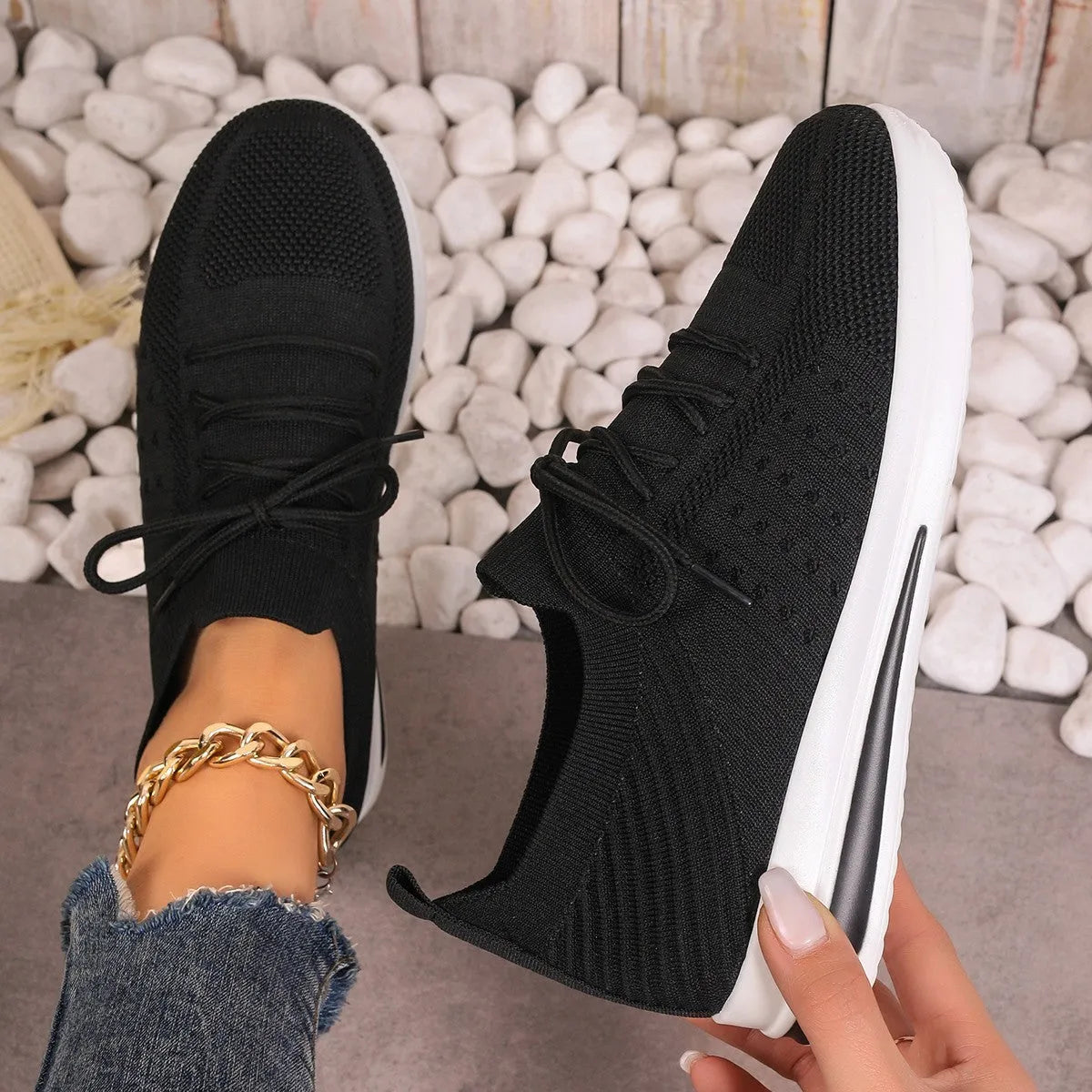 Women's red fly-knit casual sneakers with front lace-up and round toe